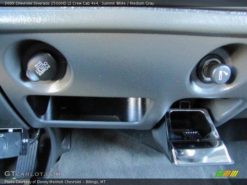 Summit White / Medium Gray 2005 Chevrolet Silverado 2500HD LS Crew Cab 4x4