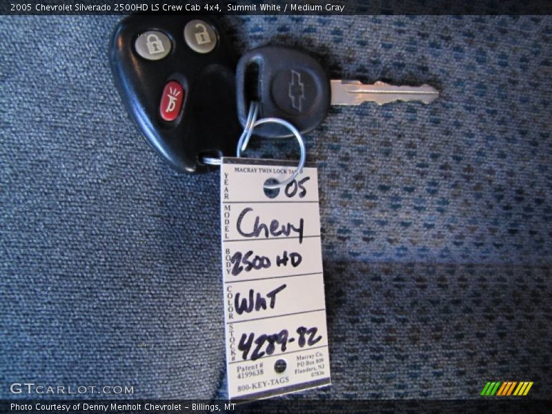 Summit White / Medium Gray 2005 Chevrolet Silverado 2500HD LS Crew Cab 4x4