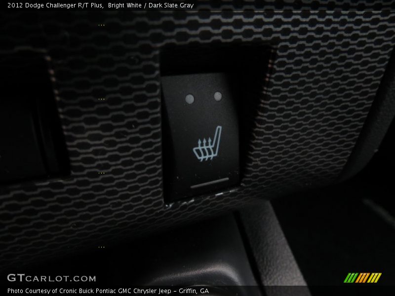 Bright White / Dark Slate Gray 2012 Dodge Challenger R/T Plus