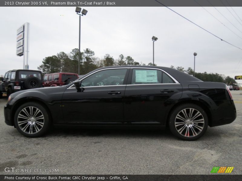 Phantom Black Tri-Coat Pearl / Black 2013 Chrysler 300 S V6