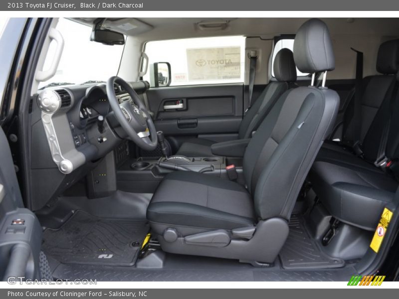 Front Seat of 2013 FJ Cruiser 