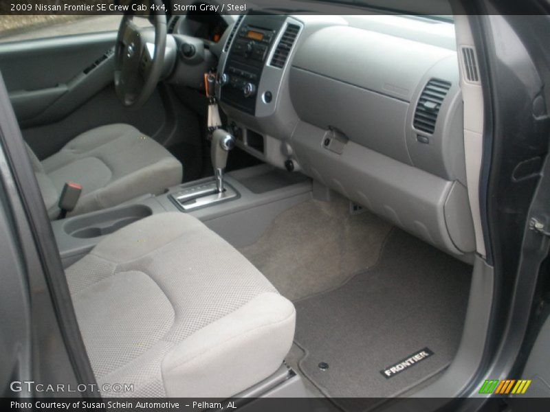 Storm Gray / Steel 2009 Nissan Frontier SE Crew Cab 4x4