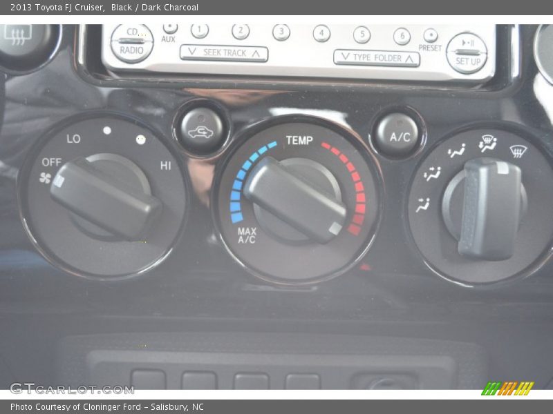 Black / Dark Charcoal 2013 Toyota FJ Cruiser