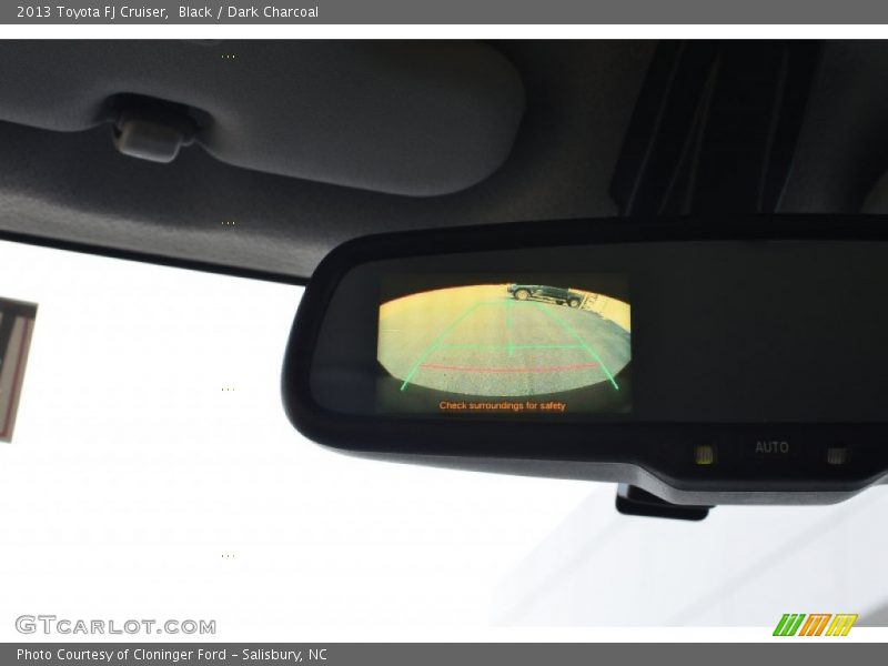 Black / Dark Charcoal 2013 Toyota FJ Cruiser