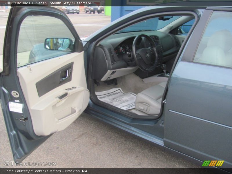 Stealth Gray / Cashmere 2006 Cadillac CTS Sedan