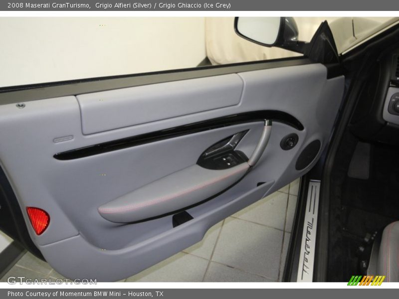 Grigio Alfieri (Silver) / Grigio Ghiaccio (Ice Grey) 2008 Maserati GranTurismo