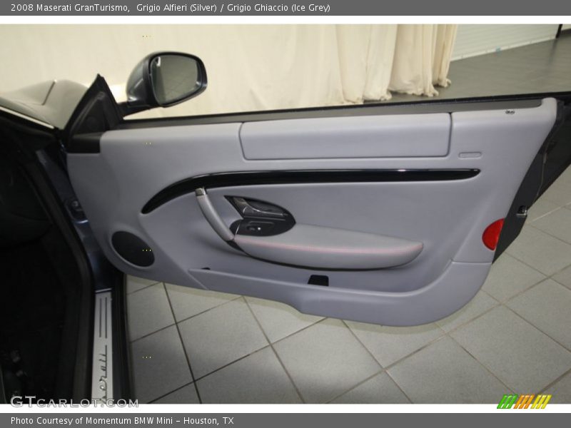 Door Panel of 2008 GranTurismo 