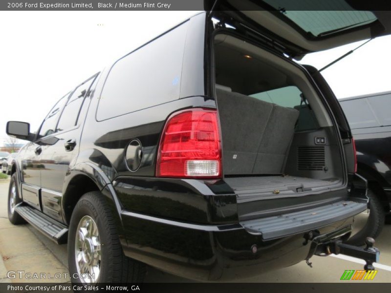 Black / Medium Flint Grey 2006 Ford Expedition Limited