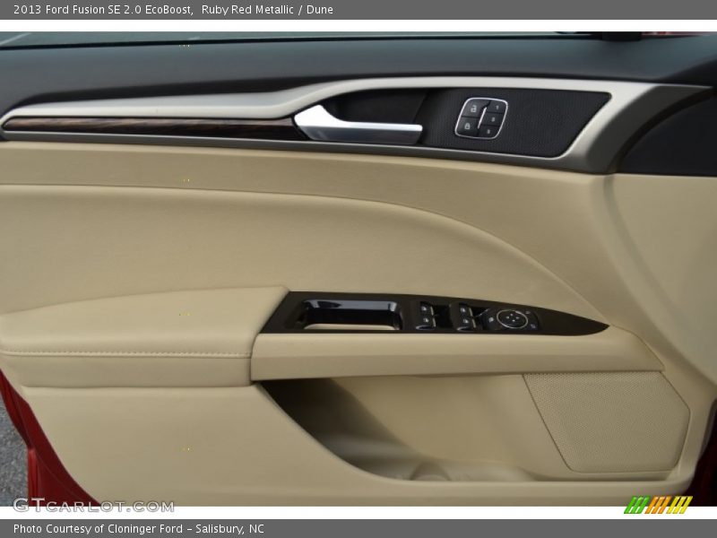 Ruby Red Metallic / Dune 2013 Ford Fusion SE 2.0 EcoBoost