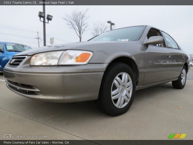 Antique Sage Pearl / Oak 2001 Toyota Camry CE