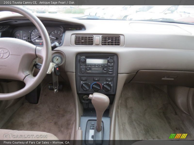 Antique Sage Pearl / Oak 2001 Toyota Camry CE
