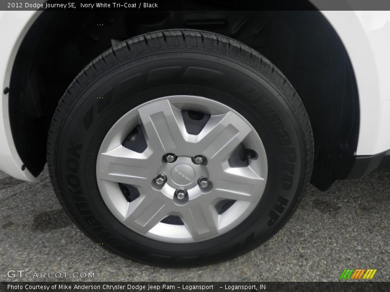 Ivory White Tri-Coat / Black 2012 Dodge Journey SE
