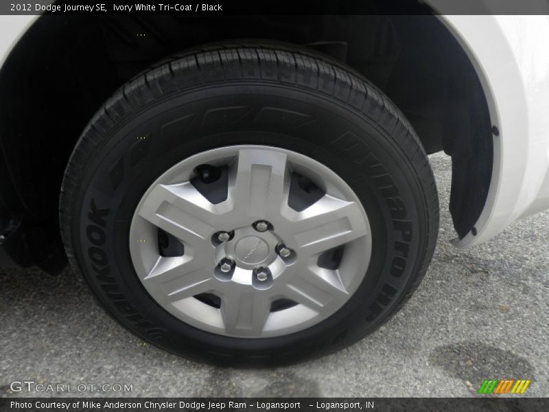 Ivory White Tri-Coat / Black 2012 Dodge Journey SE