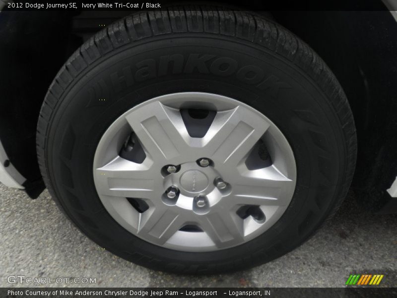 Ivory White Tri-Coat / Black 2012 Dodge Journey SE