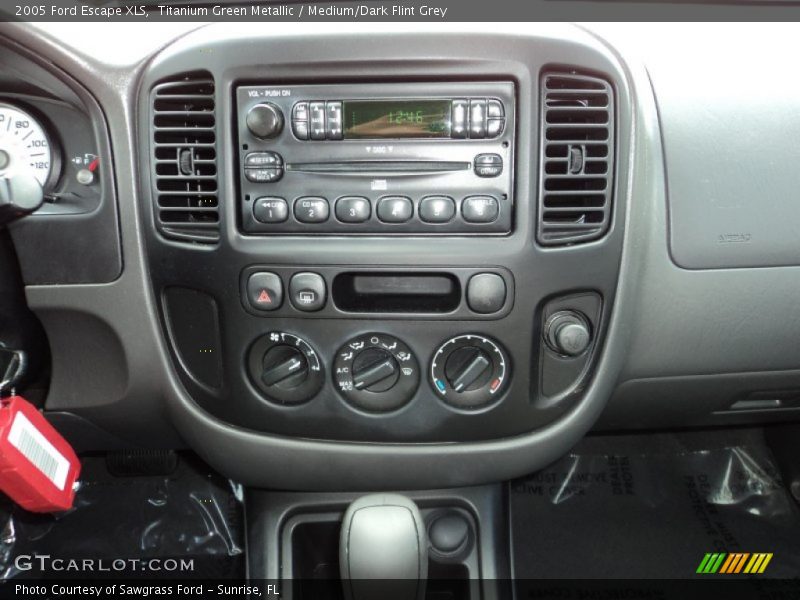 Controls of 2005 Escape XLS