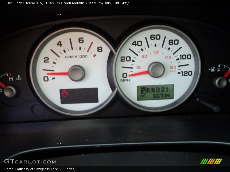 Titanium Green Metallic / Medium/Dark Flint Grey 2005 Ford Escape XLS