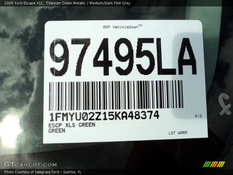 Titanium Green Metallic / Medium/Dark Flint Grey 2005 Ford Escape XLS