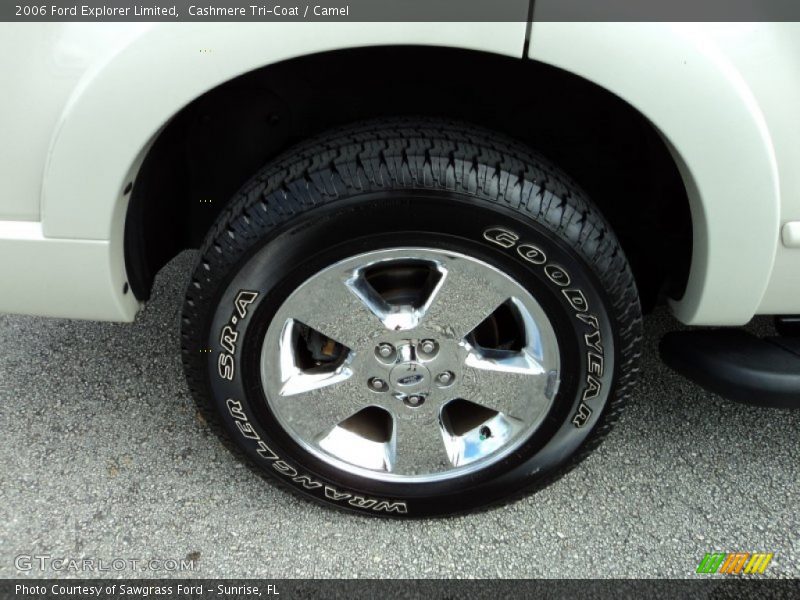 Cashmere Tri-Coat / Camel 2006 Ford Explorer Limited