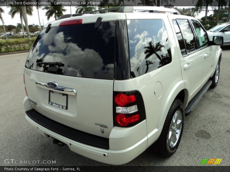 Cashmere Tri-Coat / Camel 2006 Ford Explorer Limited