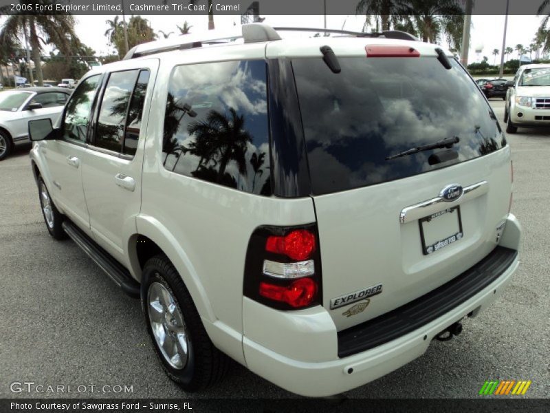 Cashmere Tri-Coat / Camel 2006 Ford Explorer Limited
