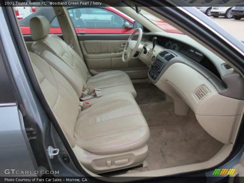 Woodland Green Pearl / Ivory 2001 Toyota Avalon XL