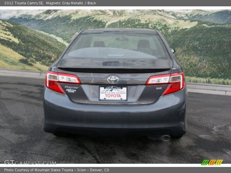 Magnetic Gray Metallic / Black 2012 Toyota Camry SE