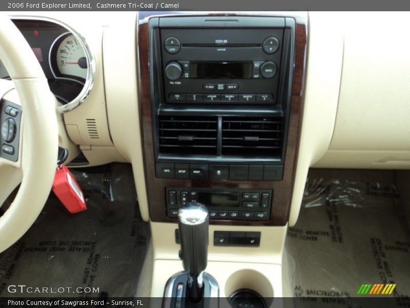 Cashmere Tri-Coat / Camel 2006 Ford Explorer Limited