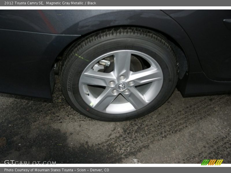 Magnetic Gray Metallic / Black 2012 Toyota Camry SE