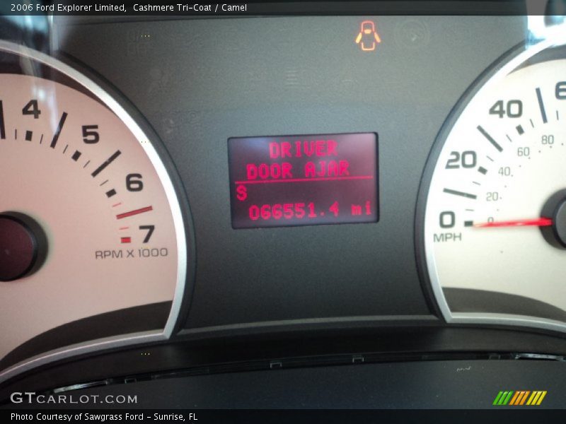 Cashmere Tri-Coat / Camel 2006 Ford Explorer Limited