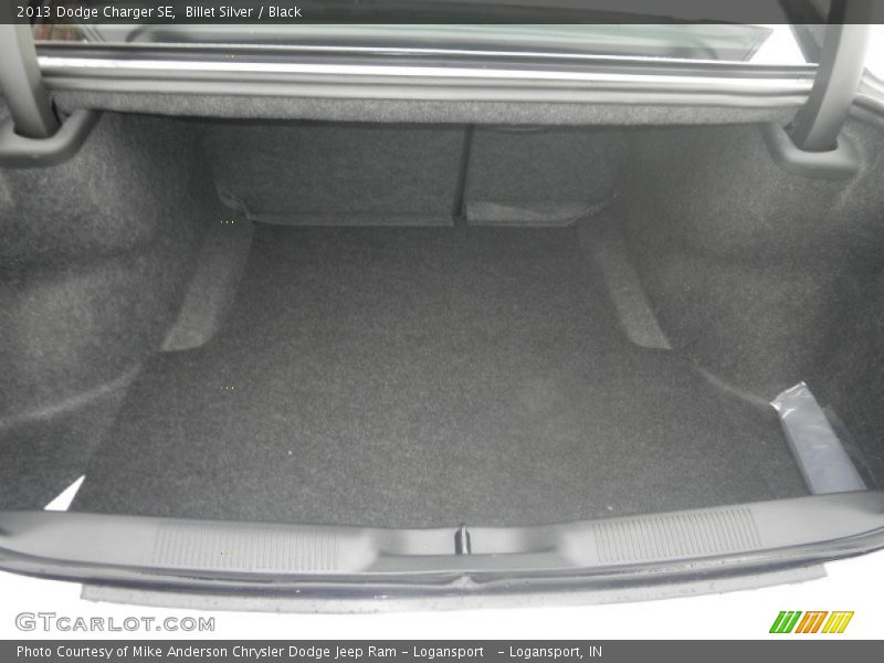 Billet Silver / Black 2013 Dodge Charger SE