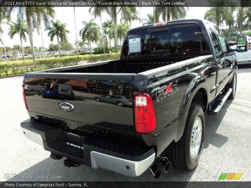 Tuxedo Black Metallic / Black Two Tone Leather 2011 Ford F250 Super Duty Lariat SuperCab 4x4