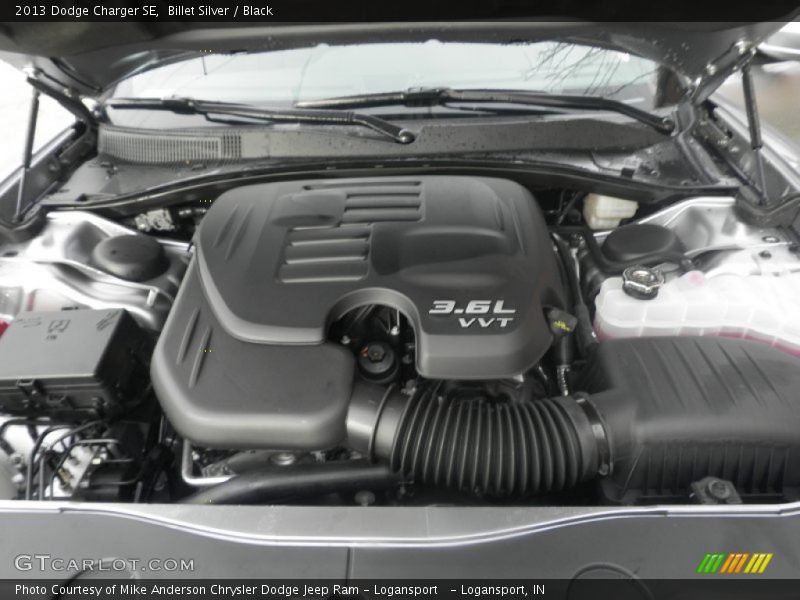 Billet Silver / Black 2013 Dodge Charger SE