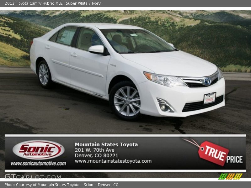 Super White / Ivory 2012 Toyota Camry Hybrid XLE