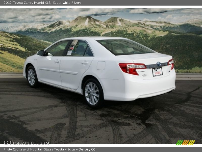 Super White / Ivory 2012 Toyota Camry Hybrid XLE