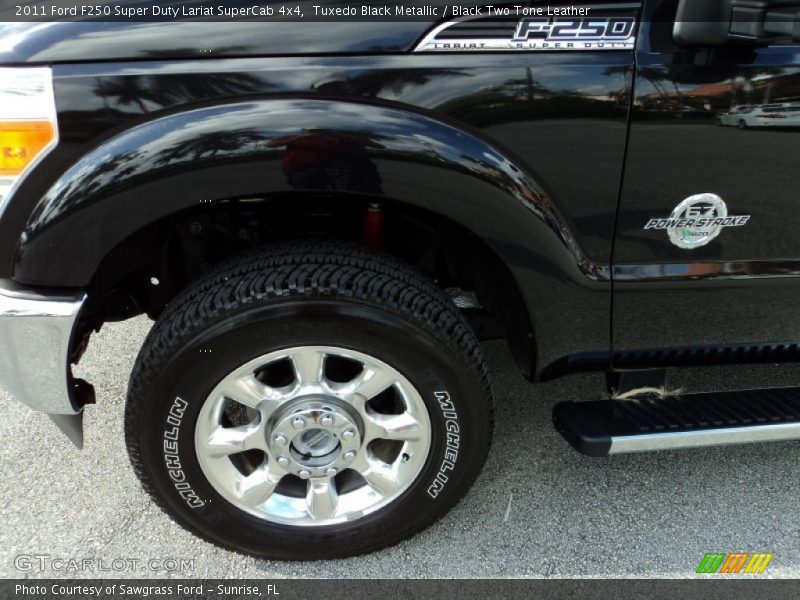 Tuxedo Black Metallic / Black Two Tone Leather 2011 Ford F250 Super Duty Lariat SuperCab 4x4