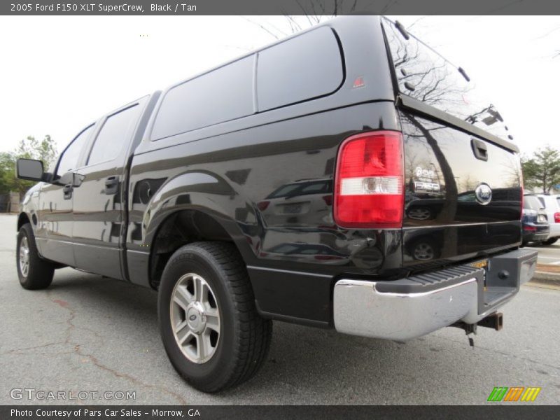 Black / Tan 2005 Ford F150 XLT SuperCrew