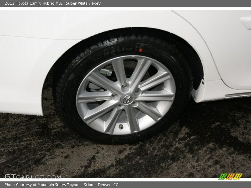 Super White / Ivory 2012 Toyota Camry Hybrid XLE
