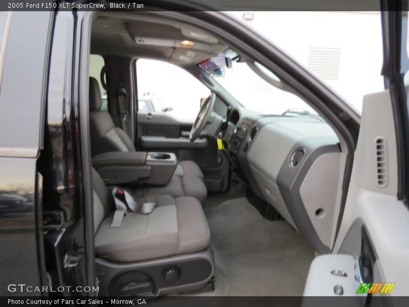 Black / Tan 2005 Ford F150 XLT SuperCrew