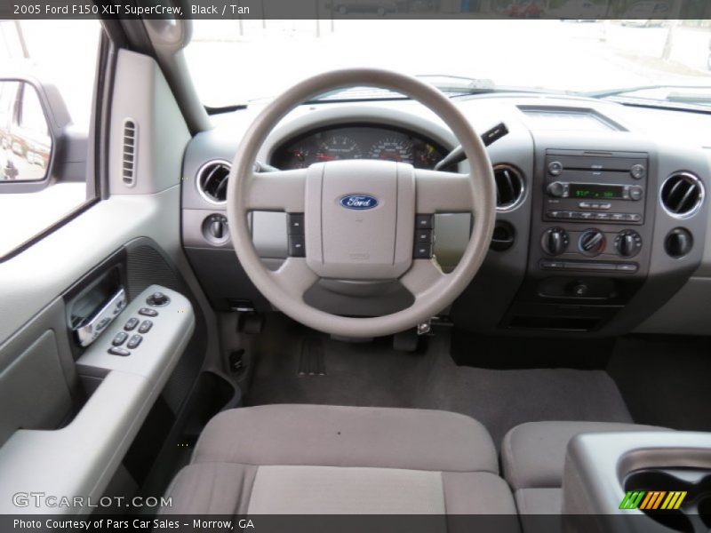 Black / Tan 2005 Ford F150 XLT SuperCrew