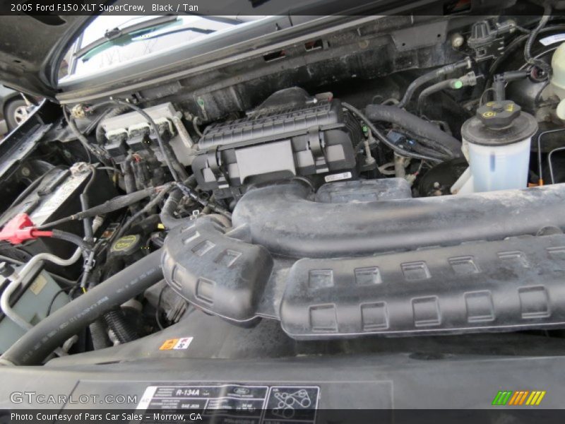 Black / Tan 2005 Ford F150 XLT SuperCrew
