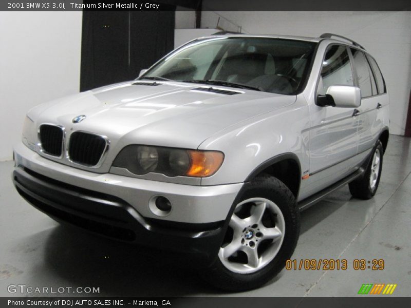 Titanium Silver Metallic / Grey 2001 BMW X5 3.0i