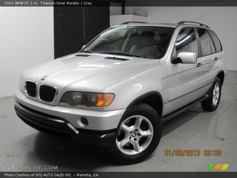 Titanium Silver Metallic / Grey 2001 BMW X5 3.0i