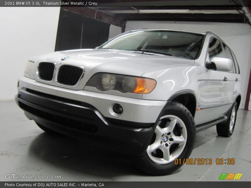 Titanium Silver Metallic / Grey 2001 BMW X5 3.0i