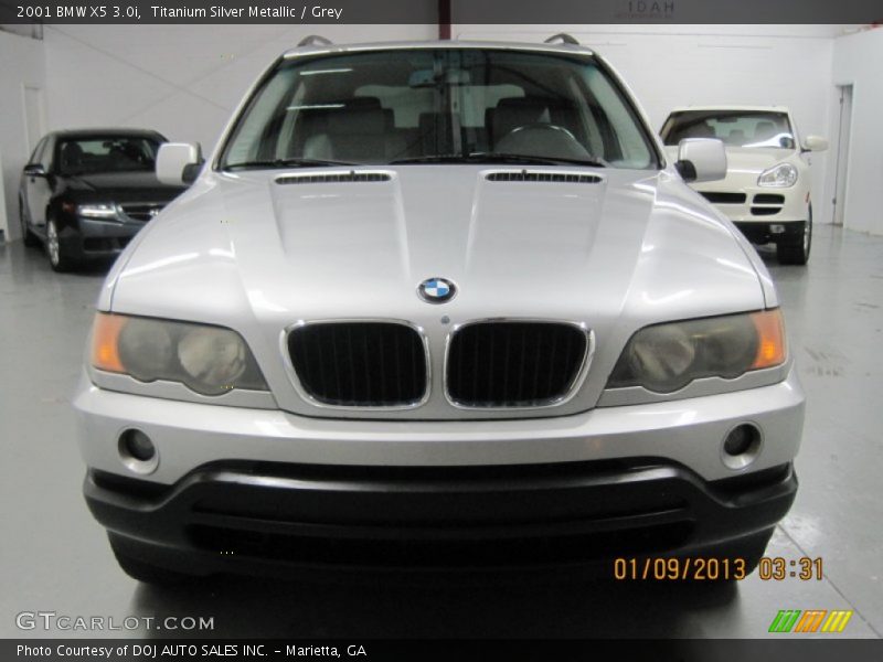 Titanium Silver Metallic / Grey 2001 BMW X5 3.0i