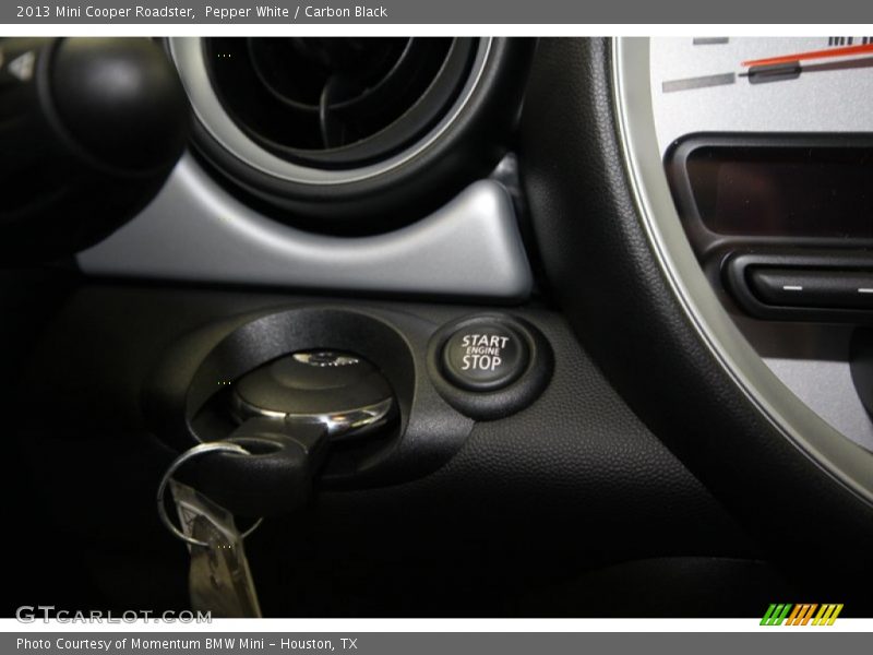 Pepper White / Carbon Black 2013 Mini Cooper Roadster