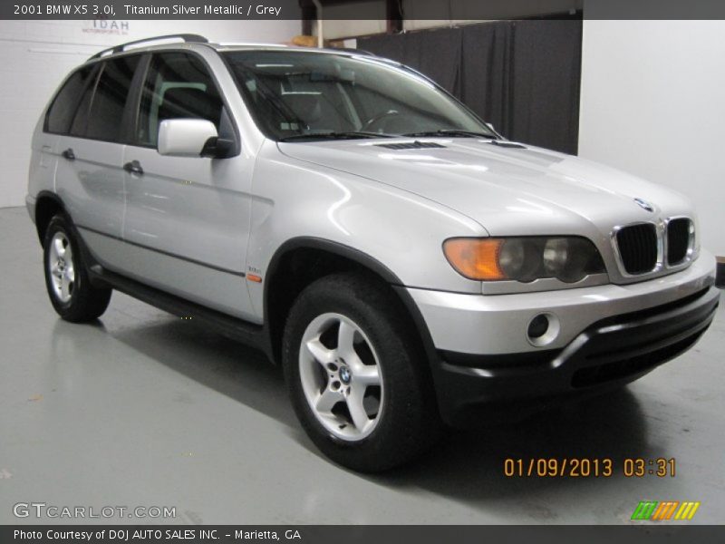 Titanium Silver Metallic / Grey 2001 BMW X5 3.0i