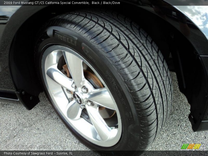  2009 Mustang GT/CS California Special Convertible Wheel