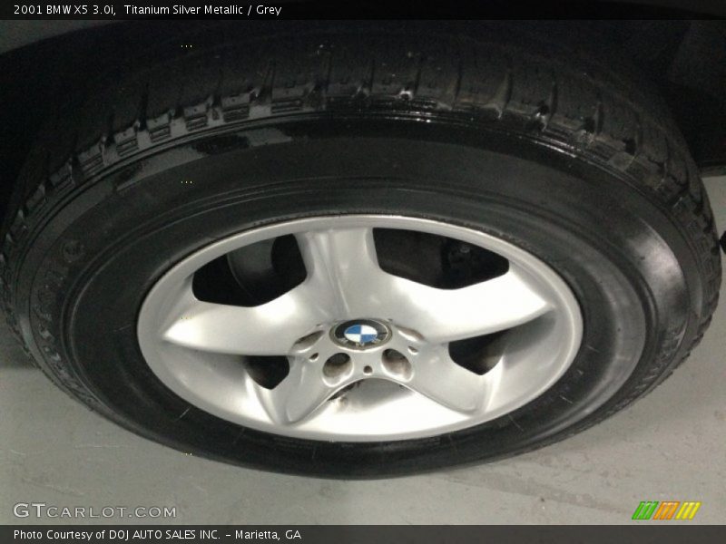 Titanium Silver Metallic / Grey 2001 BMW X5 3.0i
