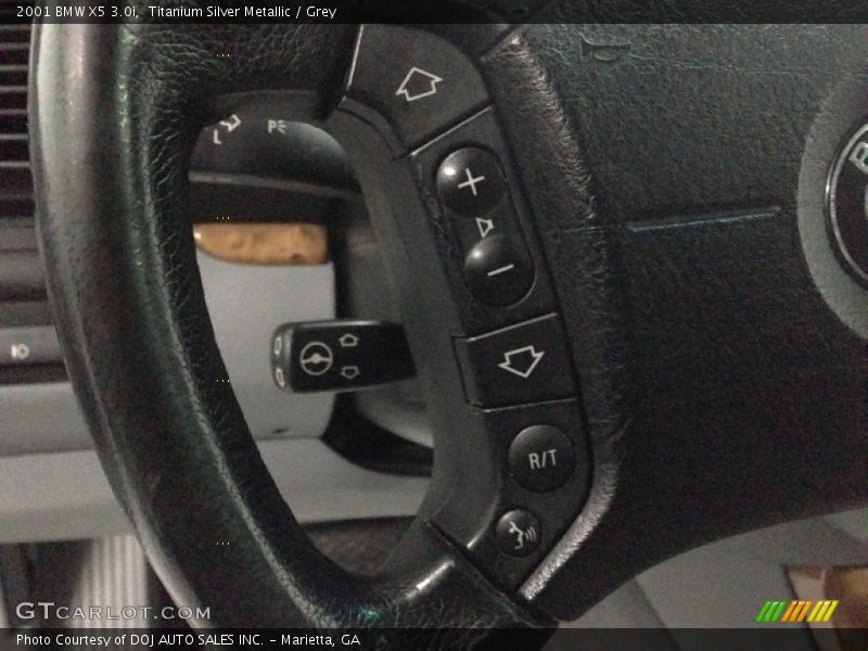 Titanium Silver Metallic / Grey 2001 BMW X5 3.0i