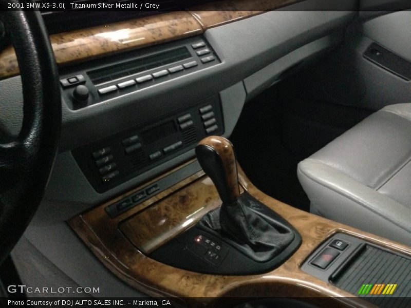 Titanium Silver Metallic / Grey 2001 BMW X5 3.0i